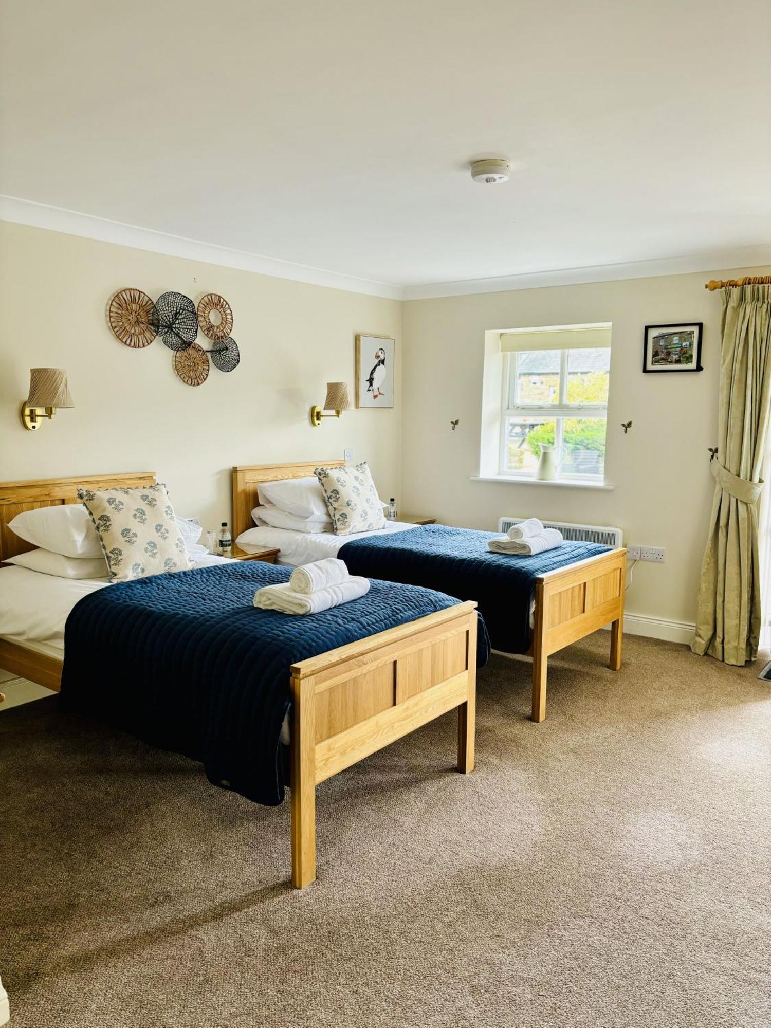 The Boatside Inn - Hadrian - Twin Ensuite Hexham Zewnętrze zdjęcie